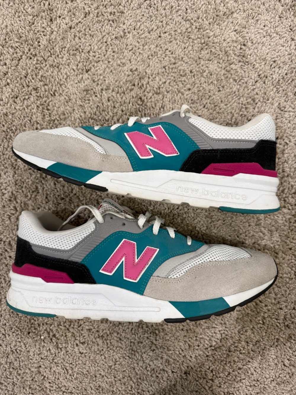 New Balance Teal and Pink Retro Runner